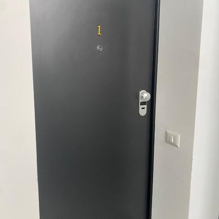 טימישוארה Apartamente Cu Un Dormitor מראה חיצוני תמונה