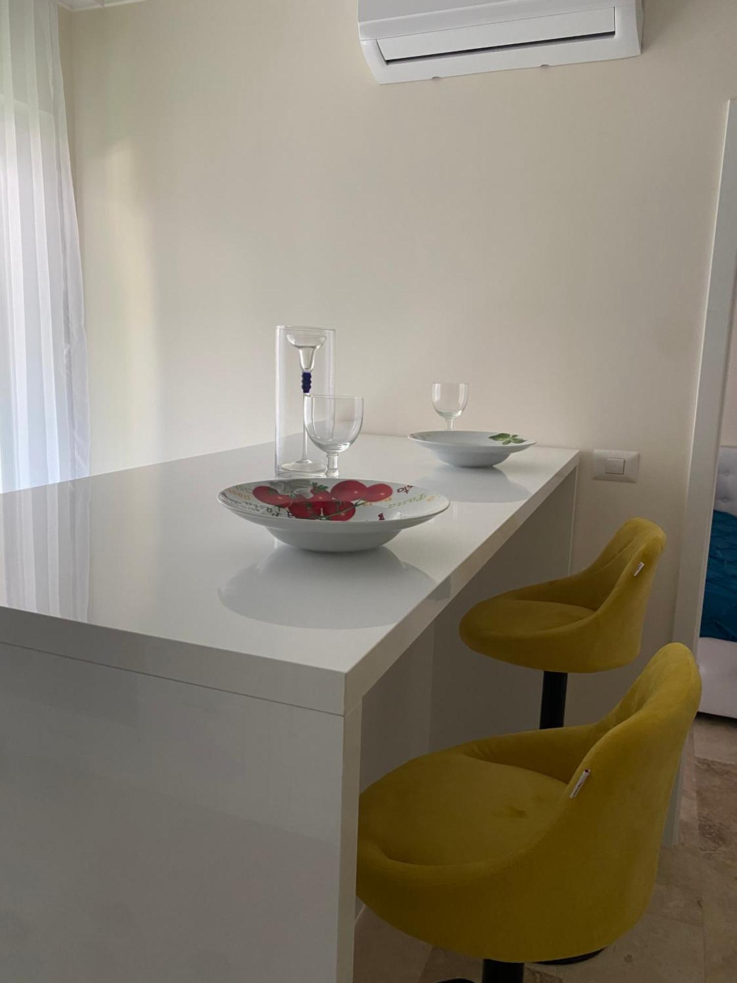 טימישוארה Apartamente Cu Un Dormitor מראה חיצוני תמונה